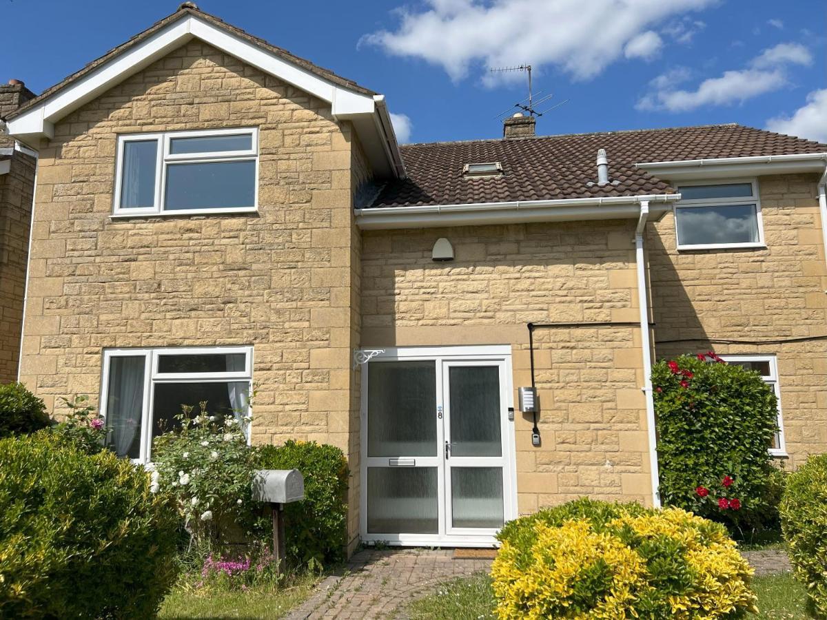 Premium Deal L Hill View Home L Last-Minute Offer L Cheltenham L Aj Properties L Perfect For Short Or Long Stays L 4Beds 4Bedrooms Rom bilde